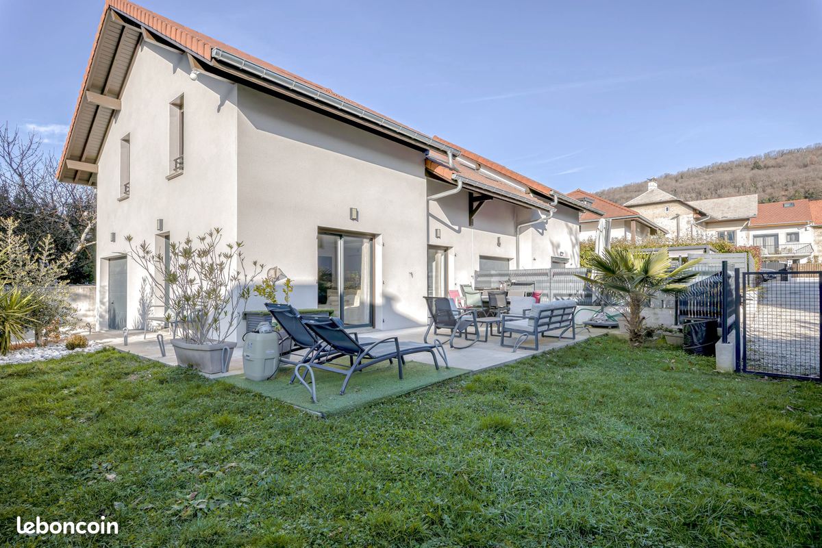 Maison 4 pièces 85 m² · à Brison-Saint-Innocent · 85 m² · 479 000 €