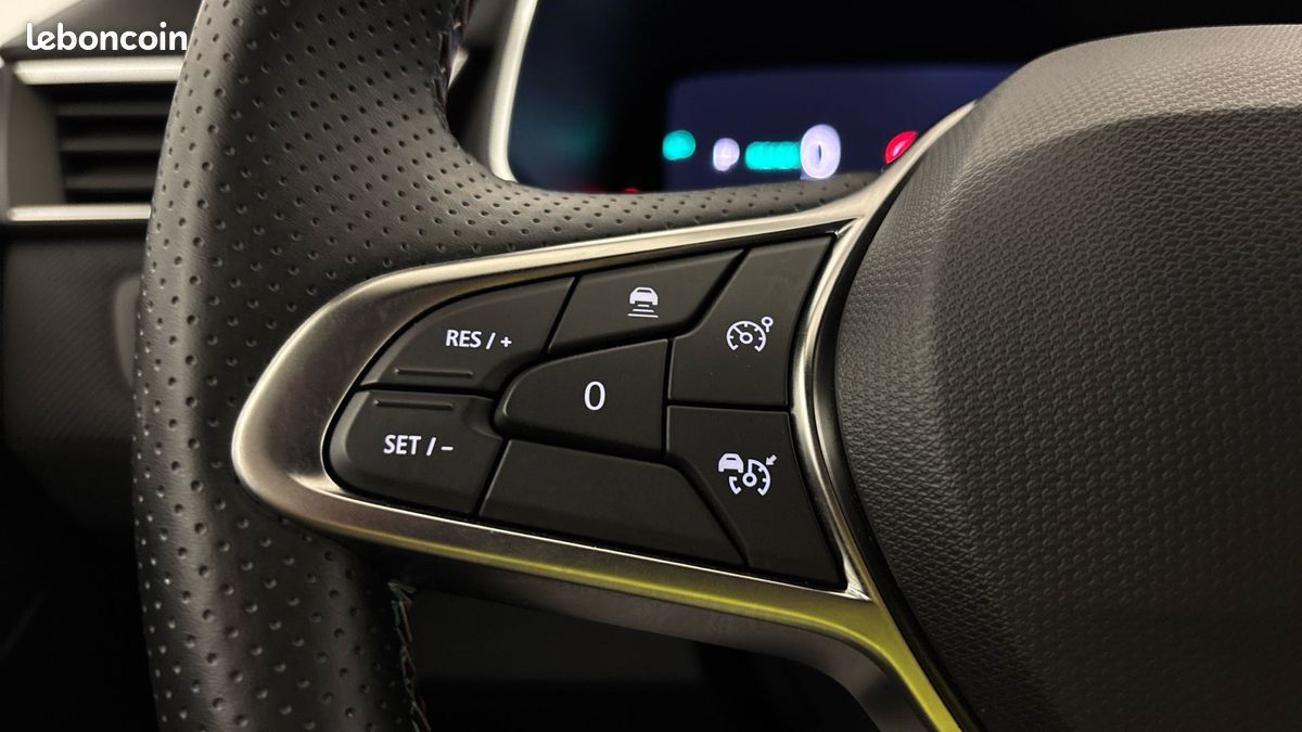 Renault clio e tech full hybrid 145 ch gsr2 (image 27)