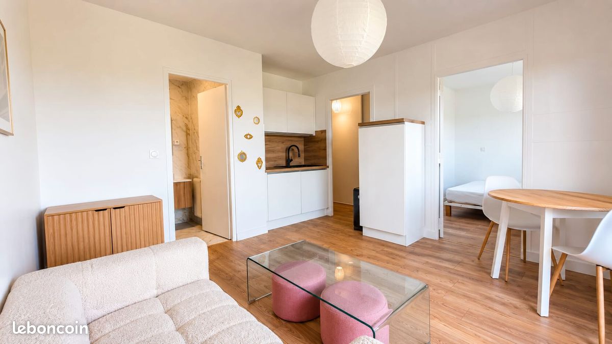 Appartement 2 pièces 30 m² · à Annecy · 30 m² · 900 €