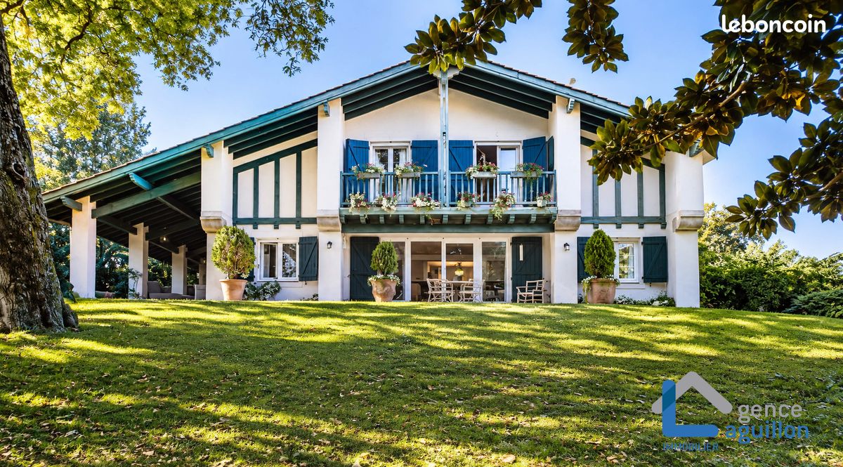 Maison 6 pièces 190 m² · à Urrugne · 190 m² · 1 350 000 €