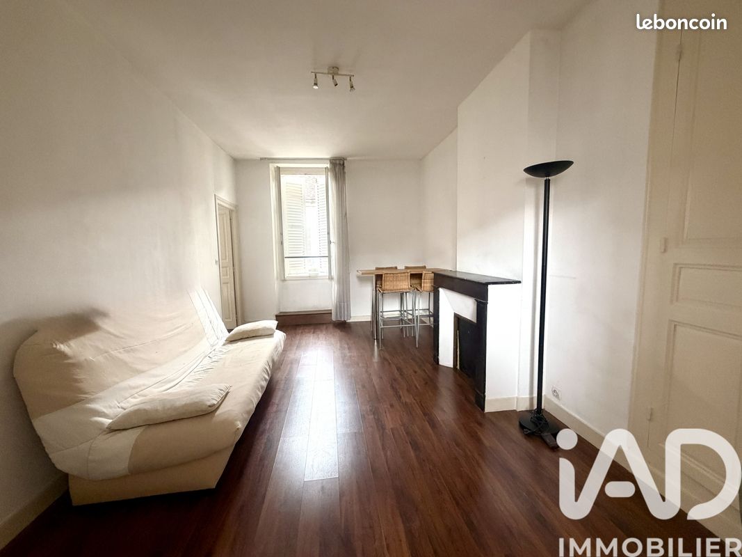Appartement 2 pièces 44 m² · à Sens · 44 m² · 80 000 €