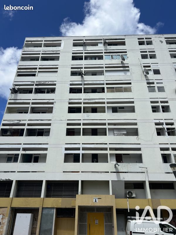 Appartement 5 pièces 85 m² · à Pointe-à-Pitre · 85 m² · 90 000 €
