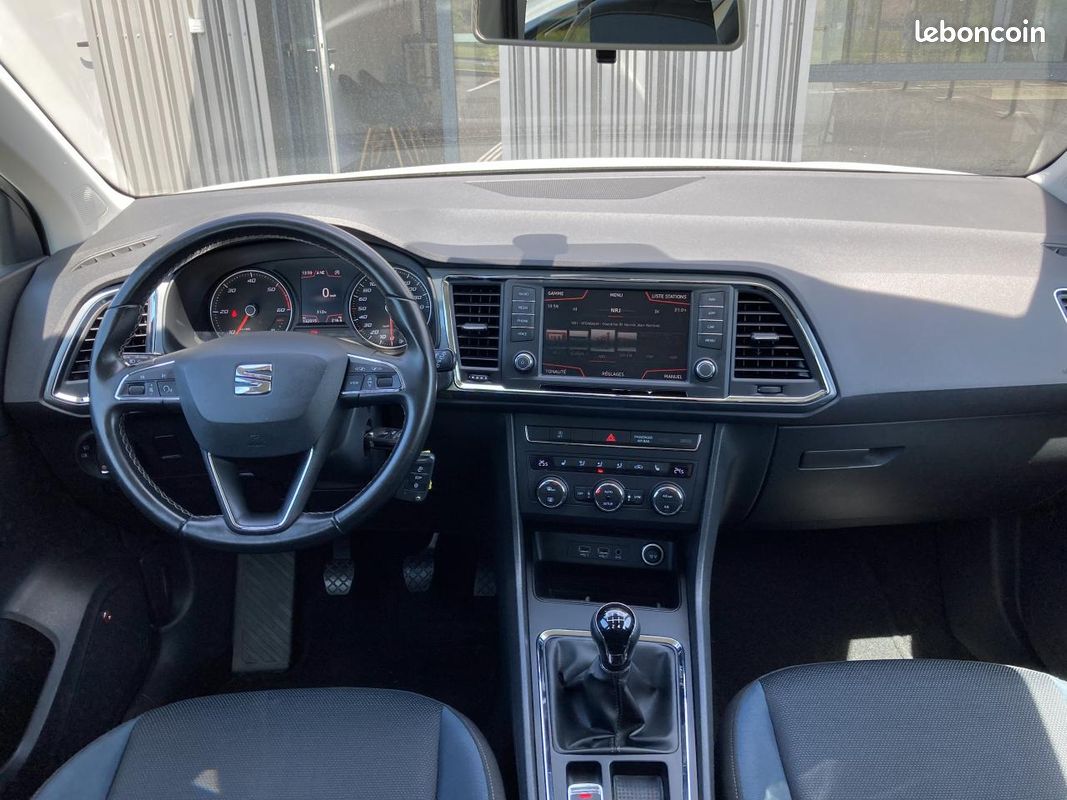 SEAT ATECA 1.6 TDI - 115 - Référence (image 11)