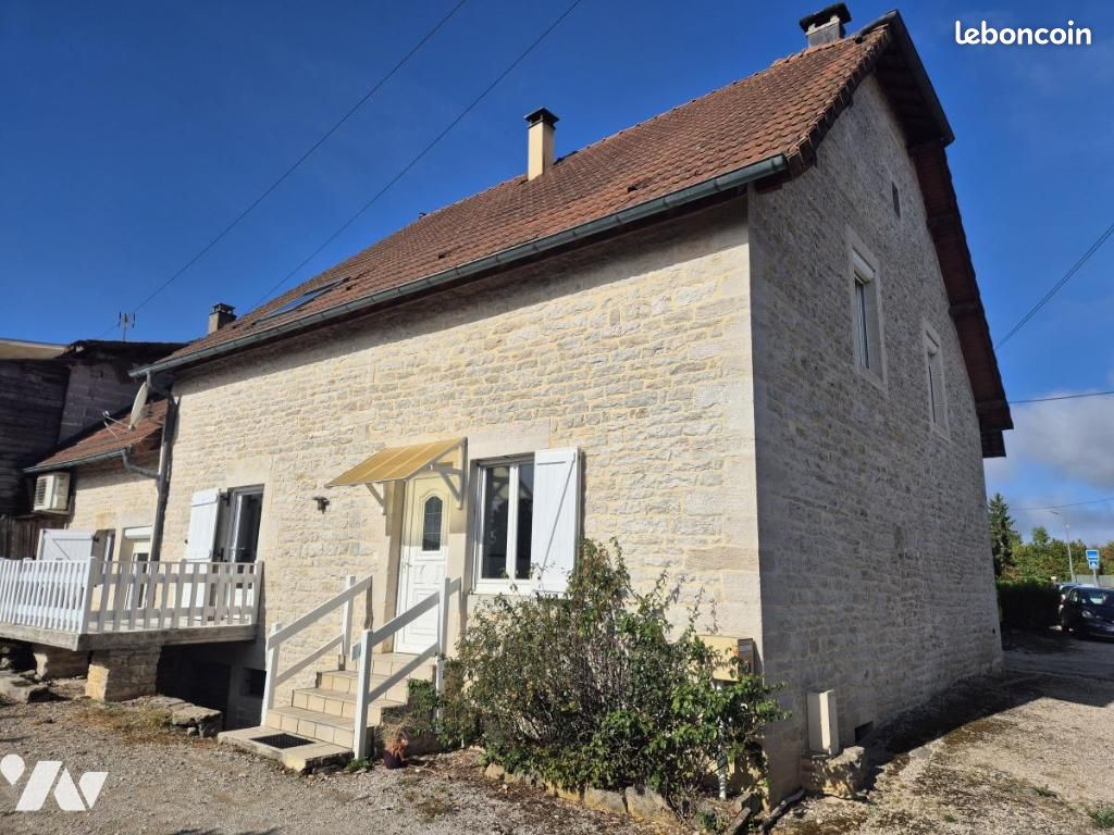 Maison 196 m² · à Cessey · 196 m² · 239 900 €