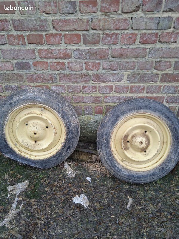Roues 3 trous style 2 cv (image 1)