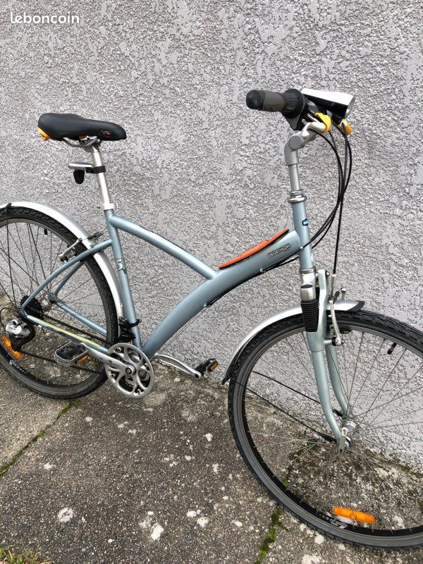 Magnifique vélo vtc B’twin 5 Adulte grande taille en très bon état dispo de suite (image 2)