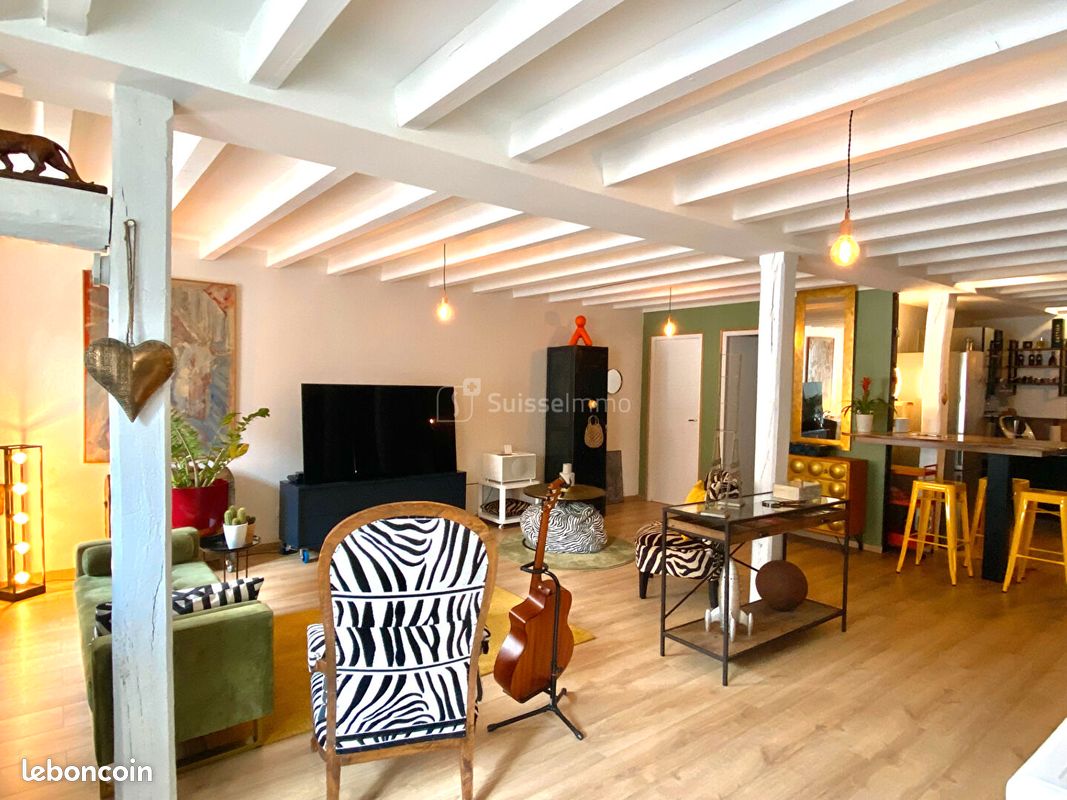 Maison 5 pièces 146 m² · à Voray-sur-l'Ognon · 146 m² · 230 000 €