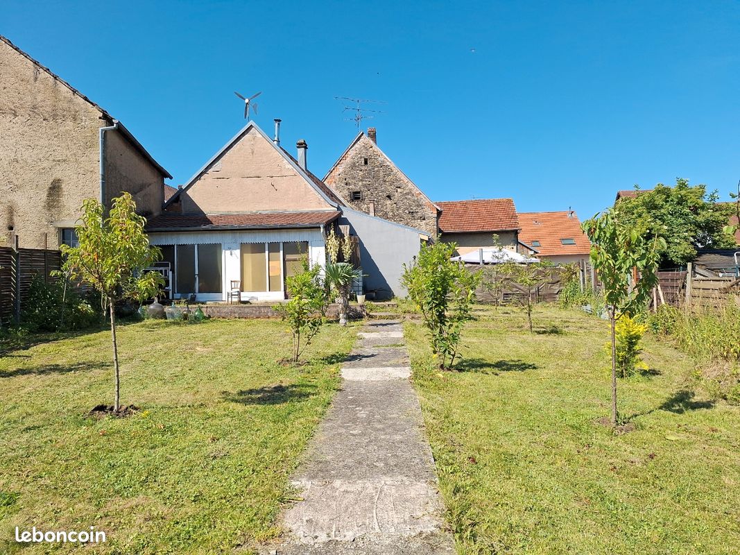 Maison 6 pièces 130 m² · à Voellerdingen · 130 m² · 39 000 €