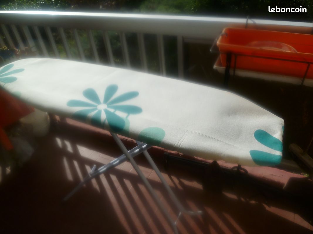 Table de repassage (image 3)