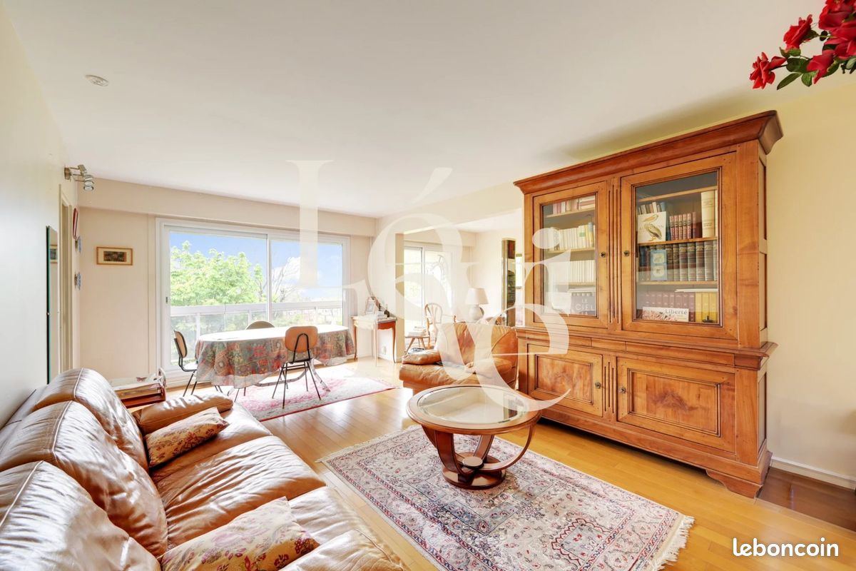 Appartement 5 pièces 117 m² · à Paris · 117 m² · 1 045 000 €