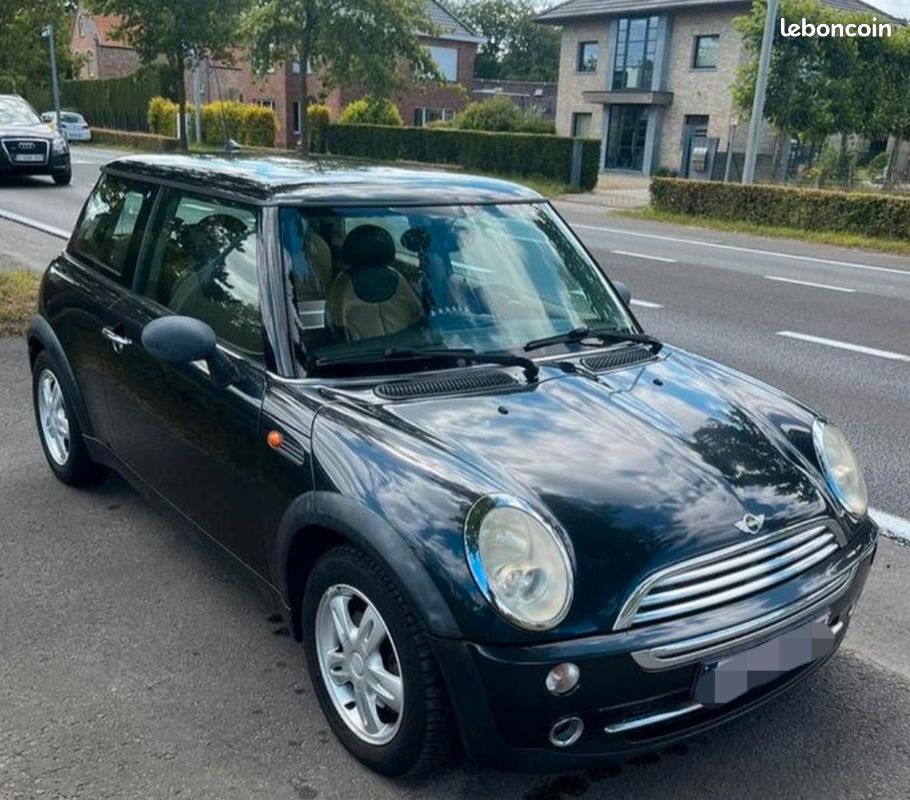 Mini Cooper 1.6 essence, 170.000 kms - Voitures