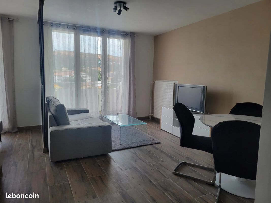 Appartement 1 pièce 34 m² · à Vitrolles · 34 m² · 850 €