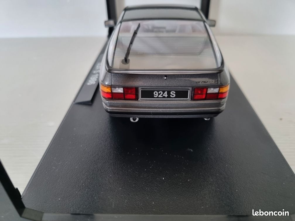 KK-SCALE KKDC180771 PORSCHE - 924S COUPE 1986 - BLANC - 1/18