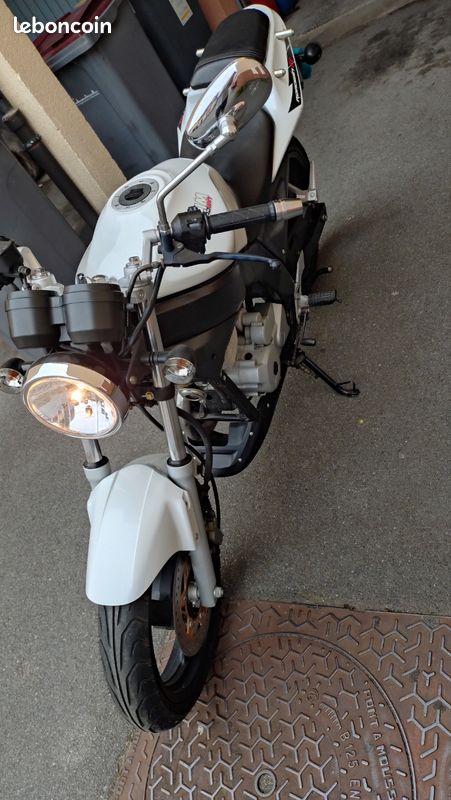 Moto daelim (image 2)