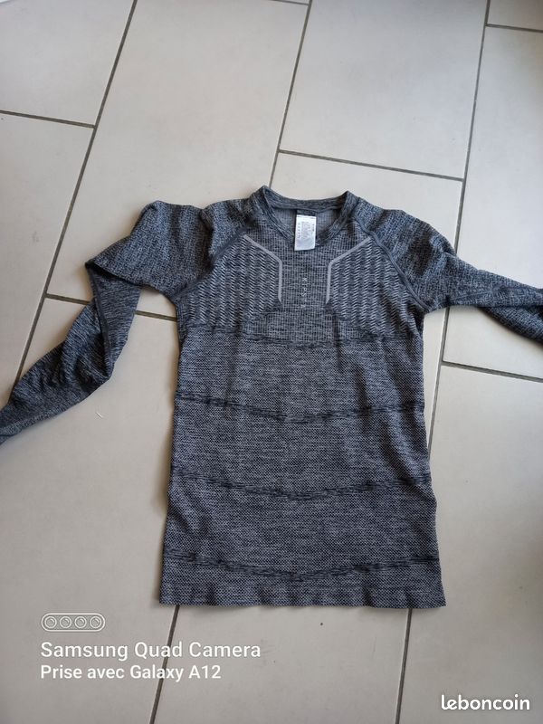 Rashguard (image 1)