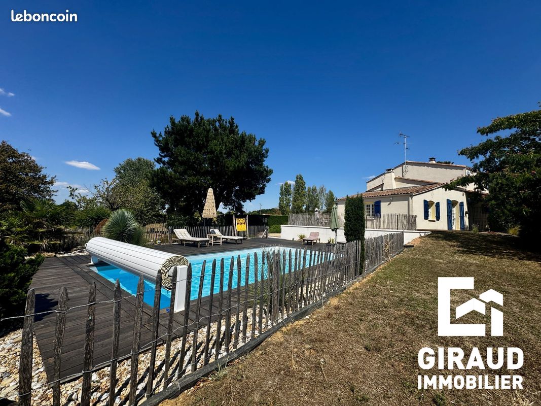 Maison 7 pièces 170 m² · à Sérigné · 170 m² · 350 000 €