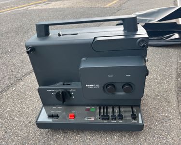 Projecteur Bauer T185 Super 8 – Le Son Et L’image à L’ancienne, Avec Haut-parleur Intégré