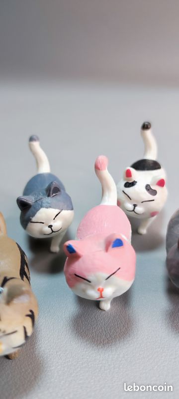 5 figurines chats kawaii | Cadeau déco mignon et coloré (image 7)