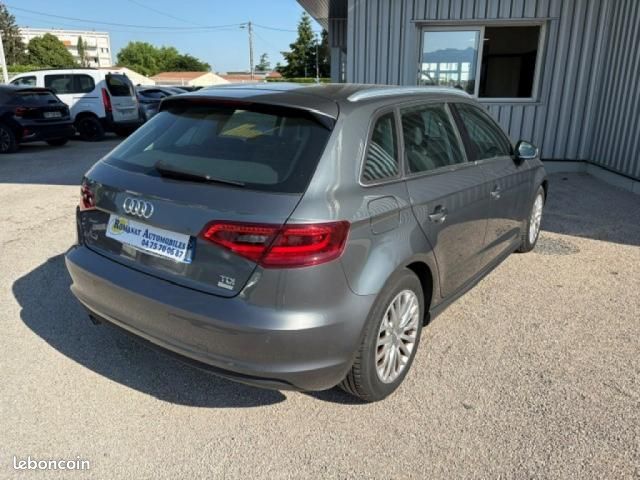 Audi A3 sportback 1.6 TDI 110 Design (image 4)