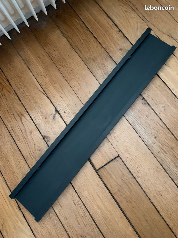 Petite étagère noire (image 2)
