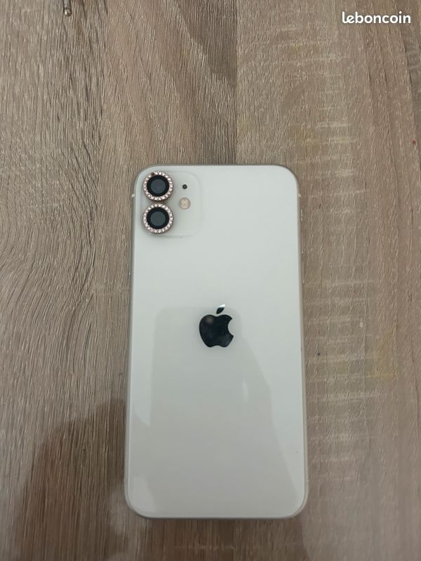 IPhone 11 bonne état (image 1)