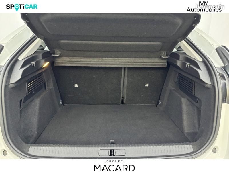 Citroen C4 PureTech 100ch S&S Feel (image 8)