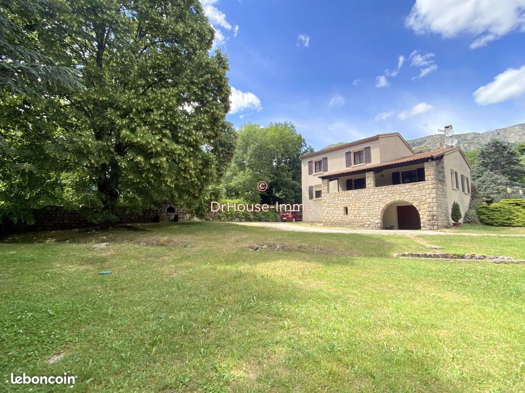 Maison 5 pièces 132 m² · à Mayres · 132 m² · 295 000 €