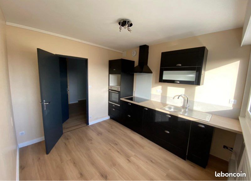 Appartement 3 pièces 67 m² · à Roanne · 67 m² · 680 €/mois