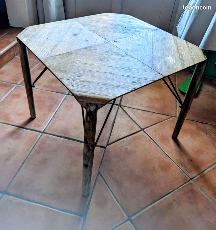 Table salon (image 1)