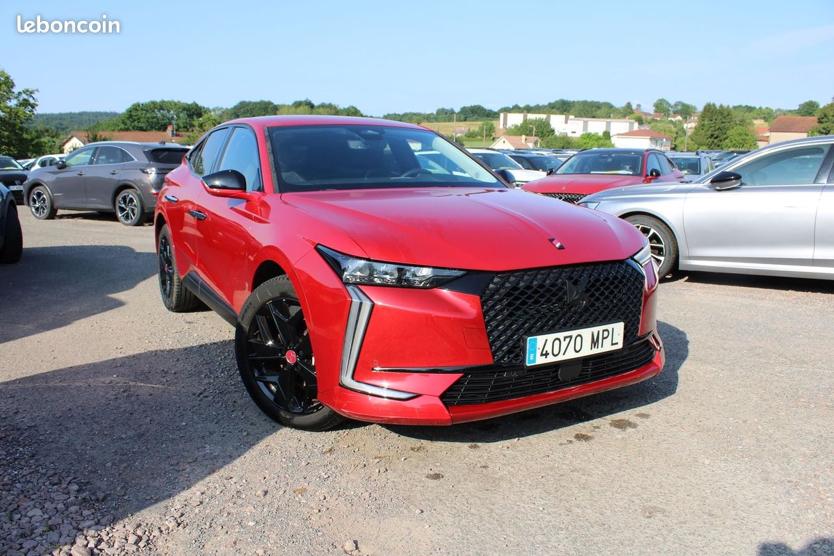 Ds DS4 CROSSBACK III PERFORMANCE LINE 1L5 BLUEHDI 130 CV BOITE AUTO EAT8 CAMÉRA 180 FULL LEDS JA 19 (image 1)