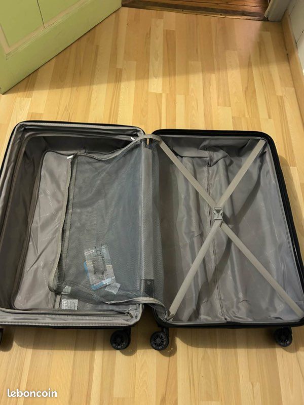 Valise de voyage (image 6)