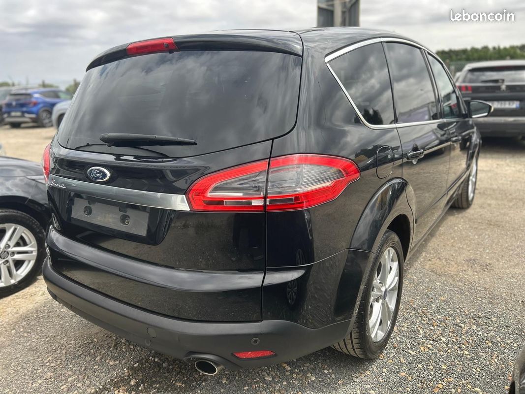 FORD S-MAX Titanium (03.2010->) (image 4)