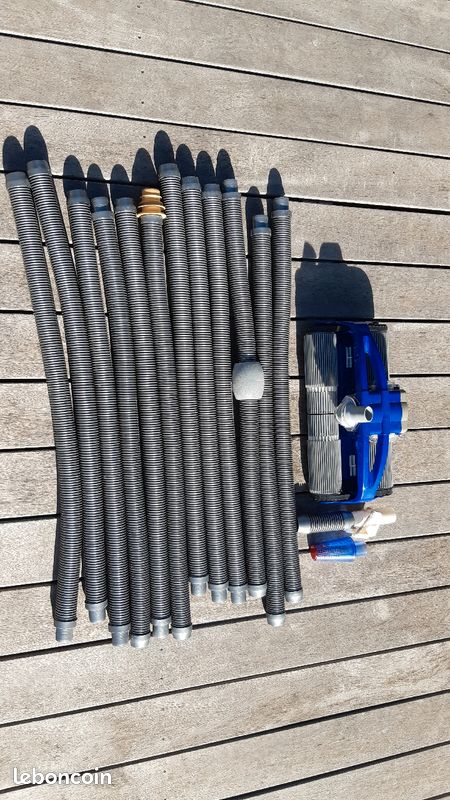 Robot nettoyeur de piscine hydraulique H2O Superpool (image 1)