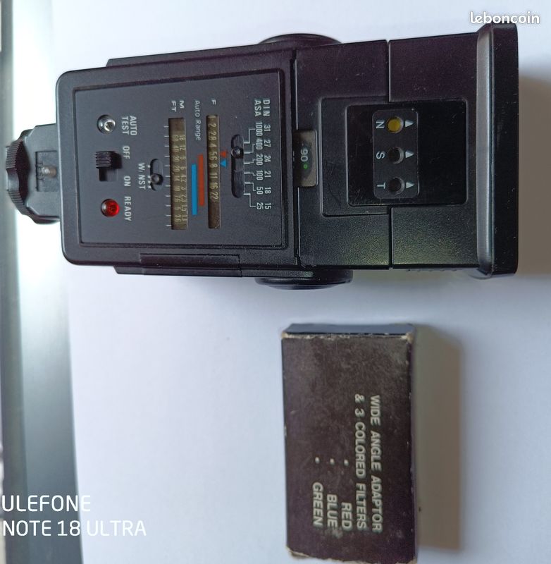 REFLECTEUR ORIENTABLE ET ZOOM HANIMEX TZ 2.30 avec boite d'origine et notice