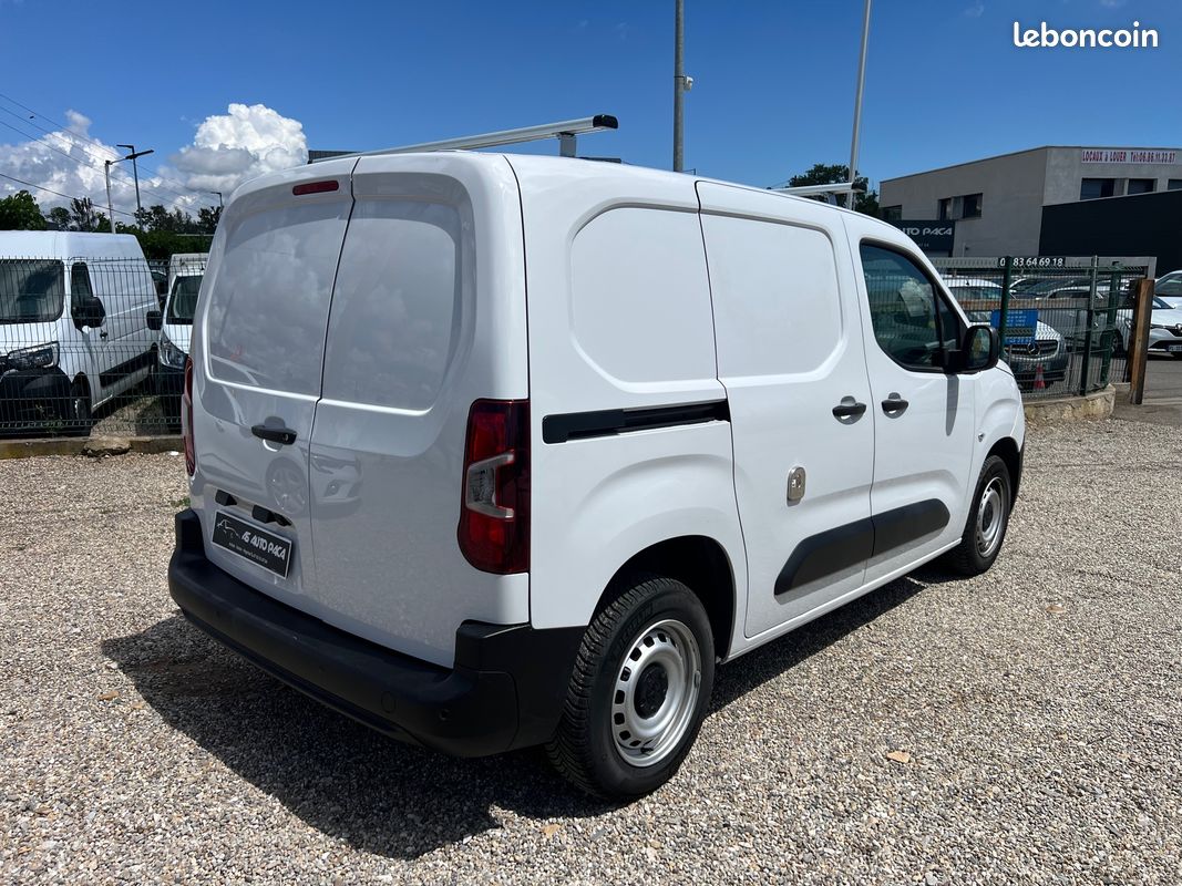 Peugeot Partner 1.5 BlueHDi 100 ch Premium (image 2)