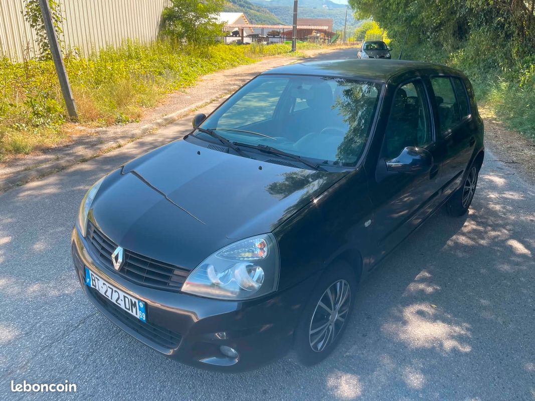 Renault Clio CAMPUS II MOD 2011 Phase 2 1.2 75 CH (5) LUXE PRIVILÈGE PACK CLIM CT OK ‘‘ 157000 ’’ KM TRÈS ÉCONOMIQUE KIT DISTRIBUTION NEUF (image 1)