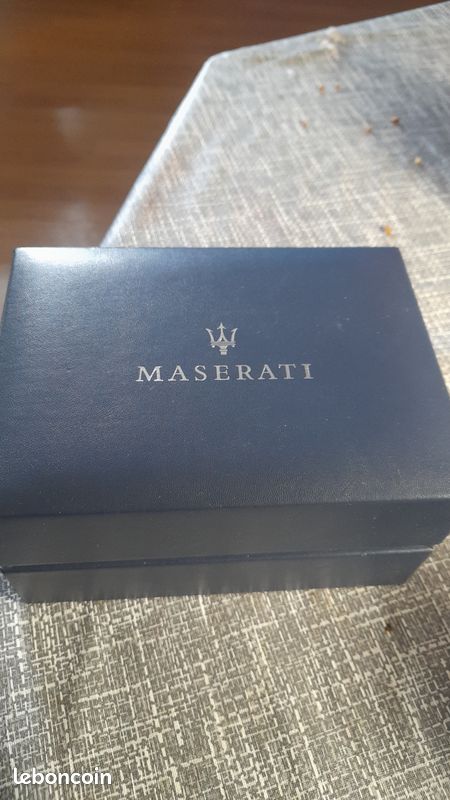 Vent montre MASERATI (image 1)