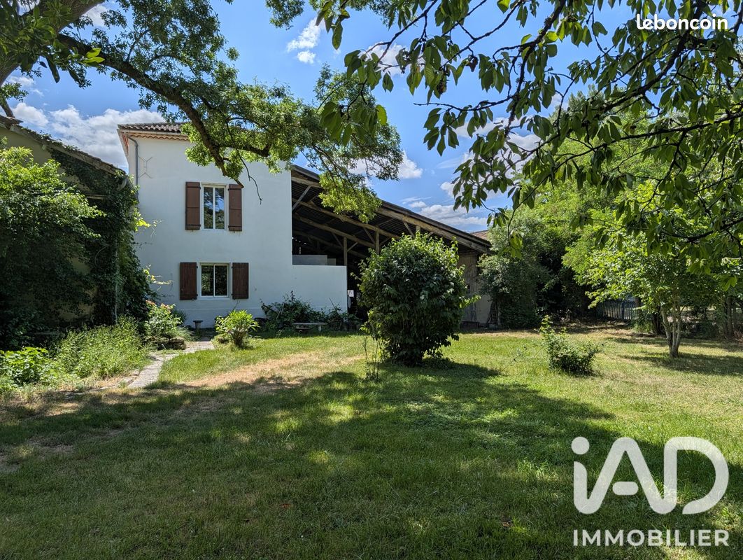 Maison 5 pièces 225 m² · à Lasserre · 225 m² · 270 000 €