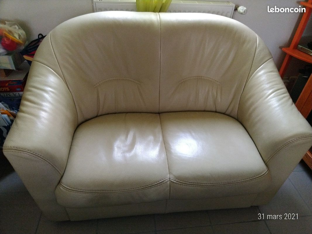 Canapé cuir (image 1)