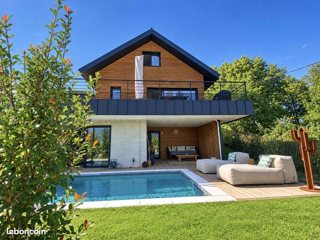 Maison 5 pièces 161 m² · à Viviers-du-Lac · 161 m² · 940 000 €