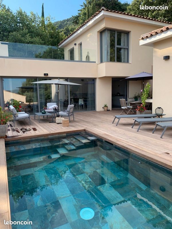 Maison 5 pièces 167 m²