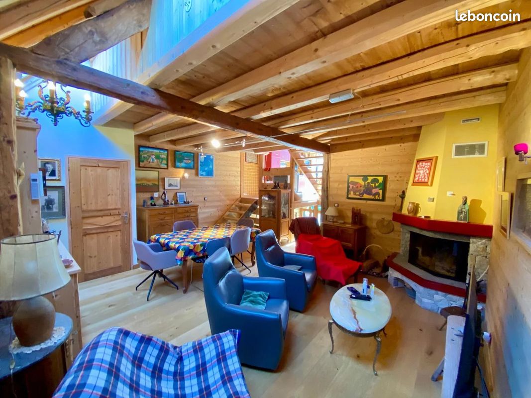 Maison 4 pièces 104 m² · à Jarsy · 104 m² · 895 €