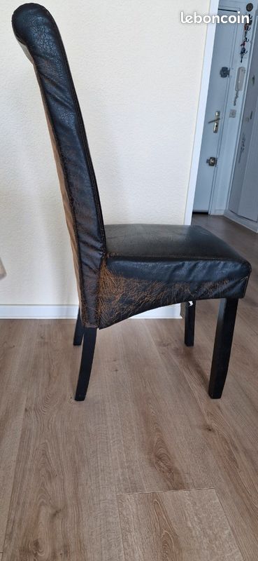 Lot 4 chaises cuir (image 2)