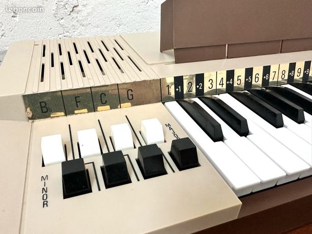 🎹 Orgue électrique Vintage Bontempi Electric Chord Organ – Avec Boîte D’origine