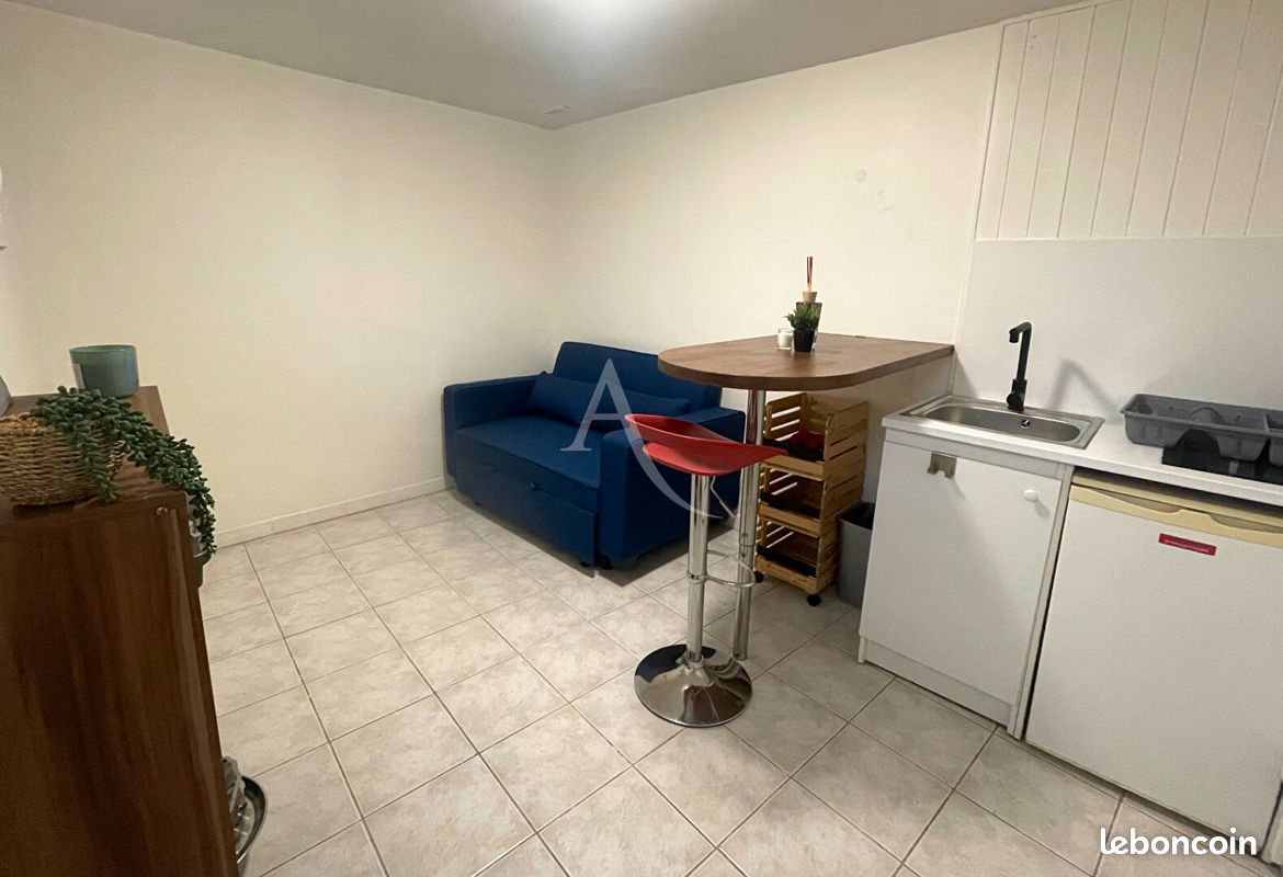 Appartement 1 pièce 12 m² · à Angers · 12 m² · 480 €/mois