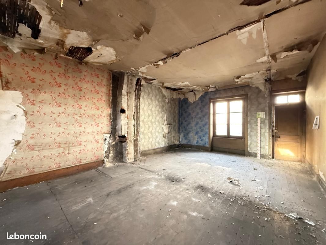 Appartement 1 pièce 35 m² · à Saint-Chamond · 35 m² · 35 300 €