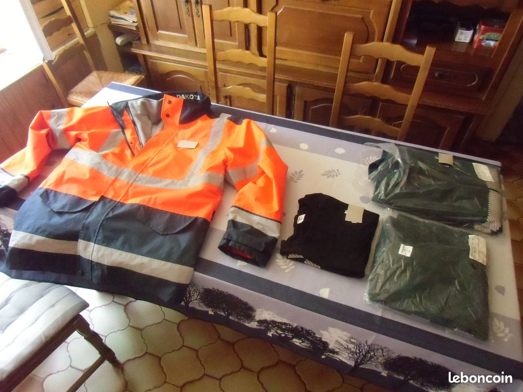 Lot De Vêtements Femme Job - Neuf Avec étiquettes, Jamais Porté !