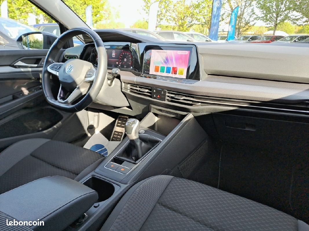 VOLKSWAGEN Golf 1.0 TSI OPF 110 BVM6 Active (image 18)