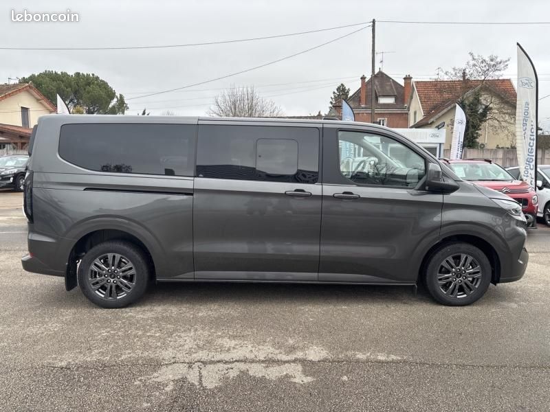 Ford Tourneo Custom 320 L2H1 2.0 EcoBlue 170ch Titanium BVA8 (image 4)