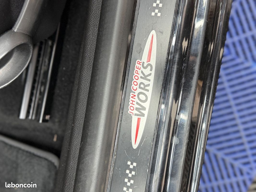 MINI HATCH R56 211 ch John Cooper Works (image 14)